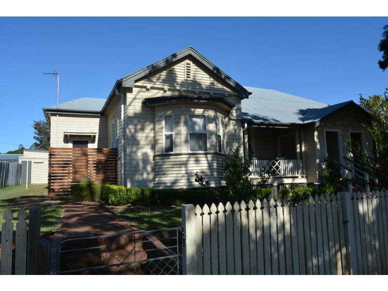 1/124 Hume Street, East Toowoomba QLD 4350
