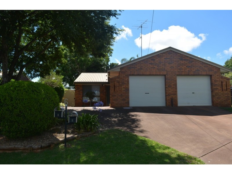 1/6 Batten Court, Wilsonton QLD 4350