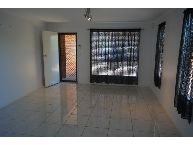 1/6 Batten Court, Wilsonton QLD 4350