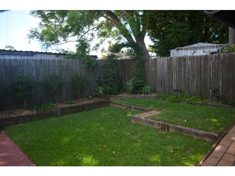 1/6 Batten Court, Wilsonton QLD 4350