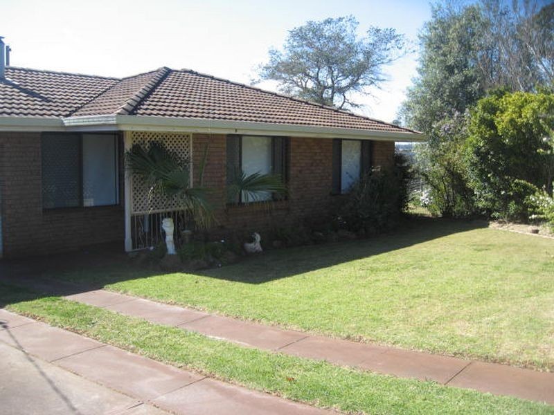 22 Jennifer Crescent, Kearneys Spring QLD 4350