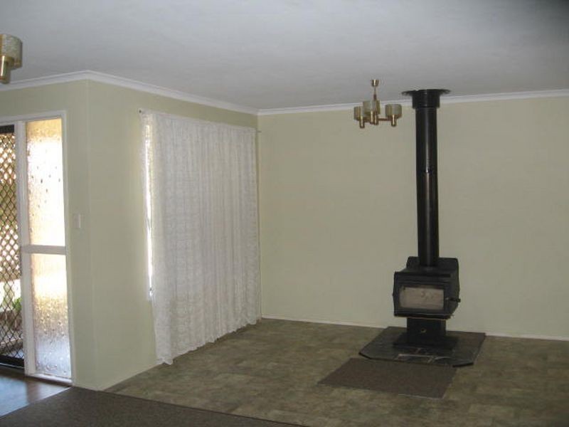 22 Jennifer Crescent, Kearneys Spring QLD 4350