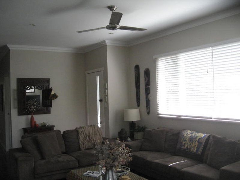 64 Wooldridge Street, Mount Lofty QLD 4350