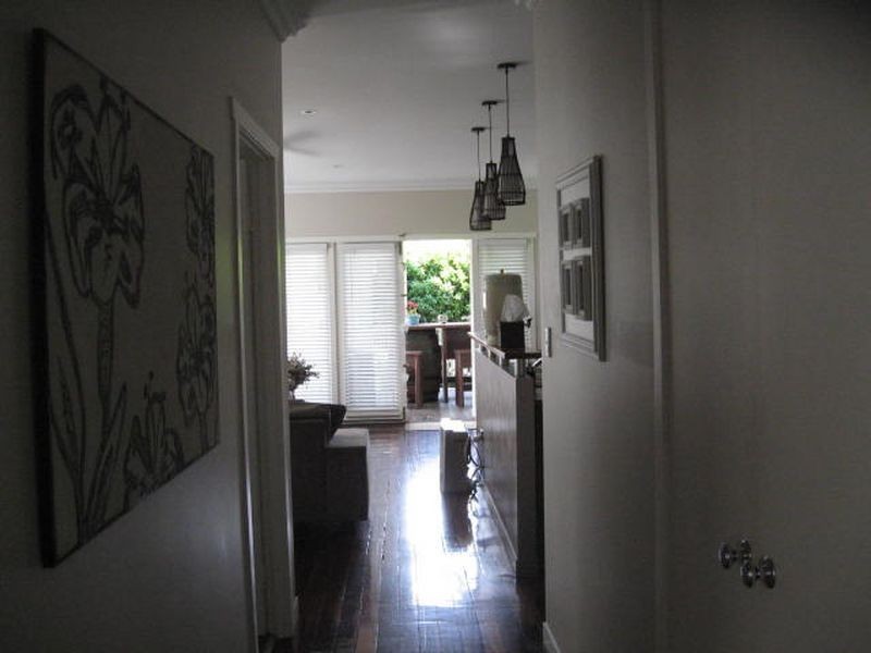 64 Wooldridge Street, Mount Lofty QLD 4350