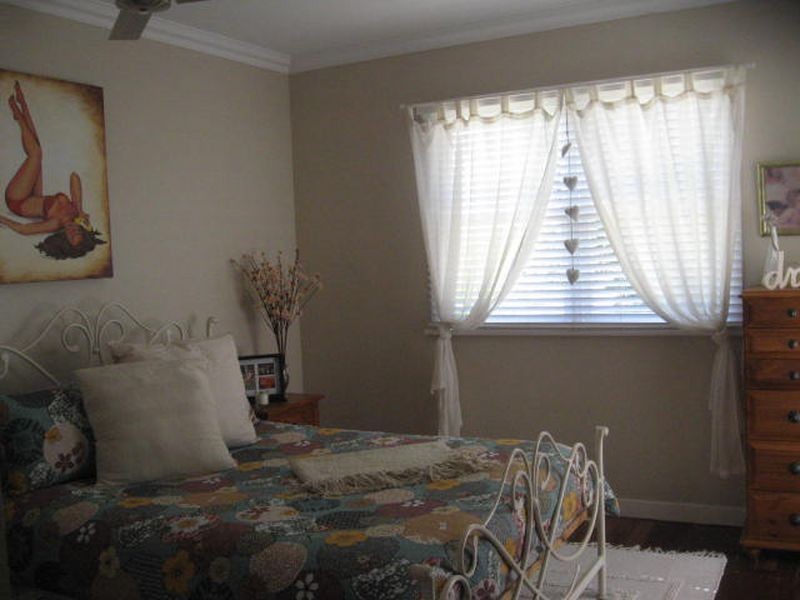 64 Wooldridge Street, Mount Lofty QLD 4350