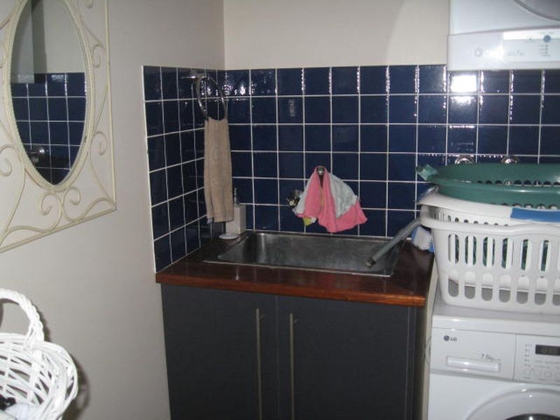 64 Wooldridge Street, Mount Lofty QLD 4350