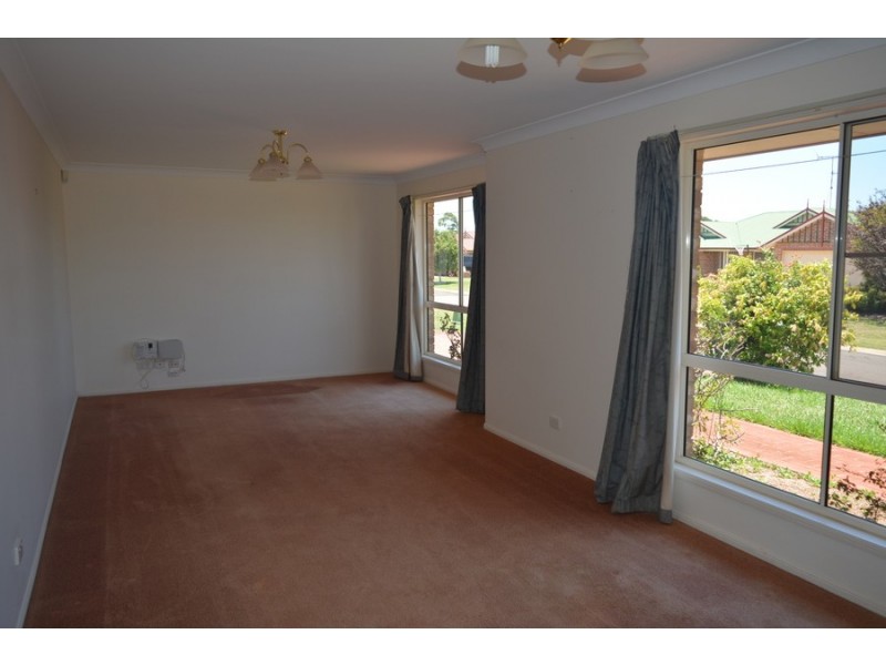 8 Kruiswijk Court, Middle Ridge QLD 4350