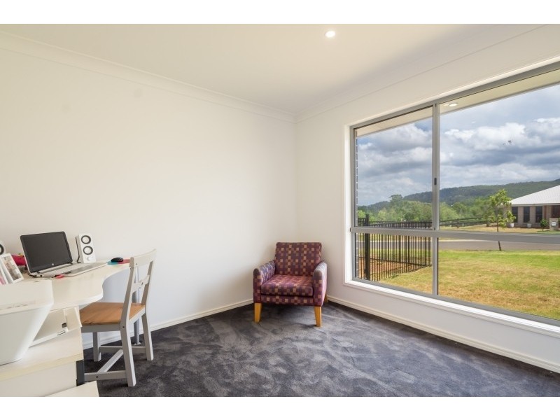 2 Pepperwood Place, Withcott QLD 4352