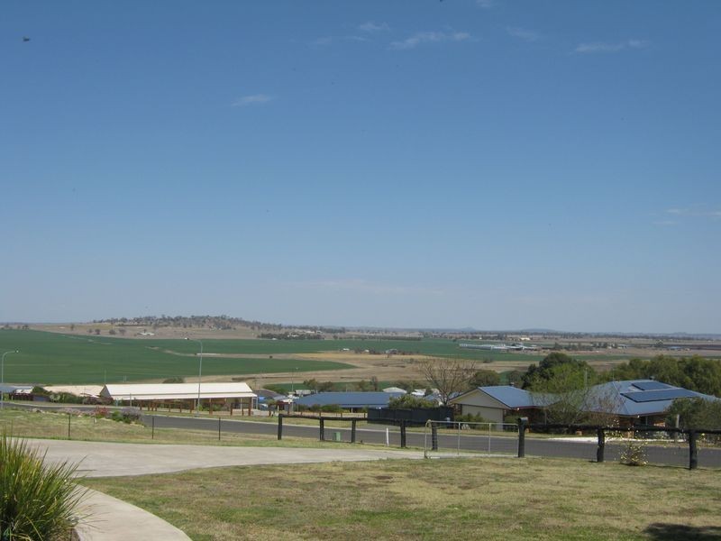 46 Rebwonga Street, Kingsthorpe QLD 4400