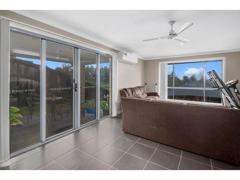 11 Alpine Court, Cranley QLD 4350