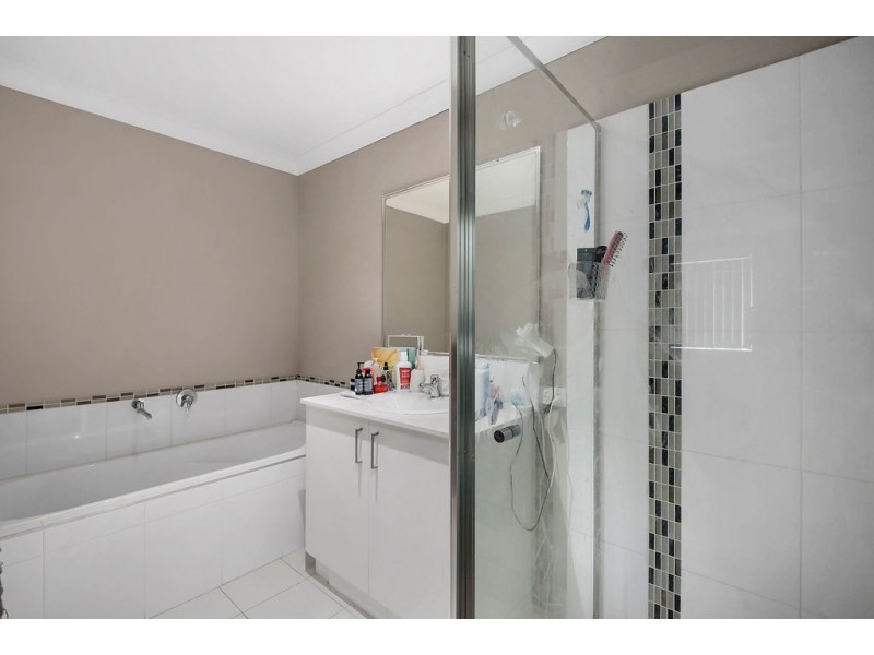 11 Alpine Court, Cranley QLD 4350