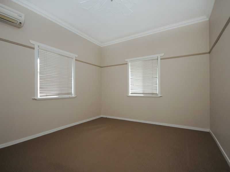 724 Ruthven Street, South Toowoomba QLD 4350