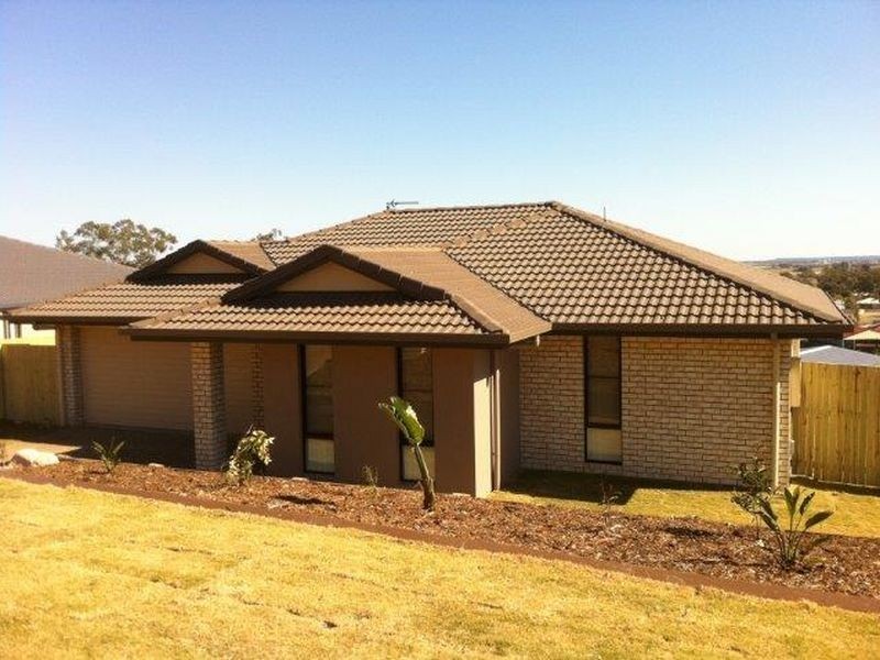 7 Mountain View Drive, Oakey QLD 4401