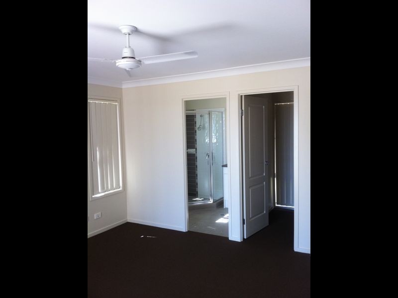 7 Mountain View Drive, Oakey QLD 4401