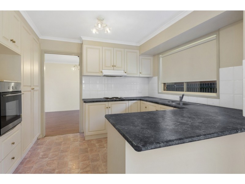 7 Beechcraft Court, Wilsonton QLD 4350