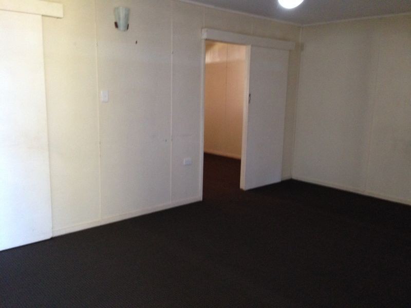 291a West Street, Harristown QLD 4350