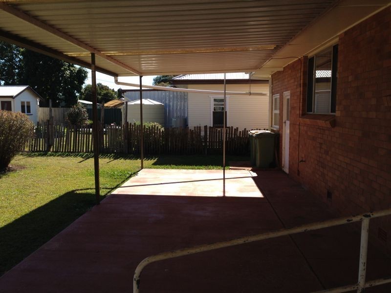 291a West Street, Harristown QLD 4350