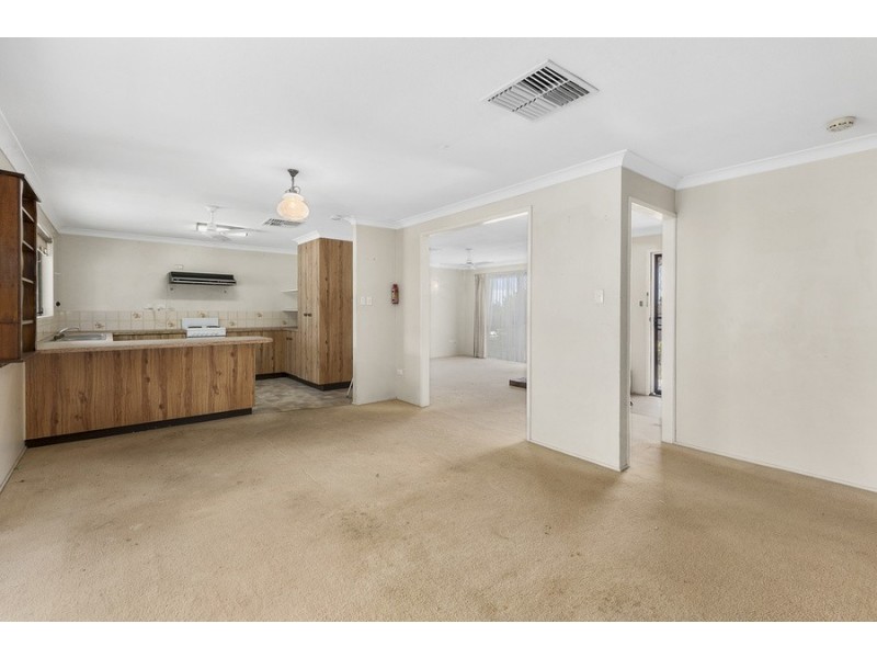 72 Champagne Crescent, Wilsonton Heights QLD 4350