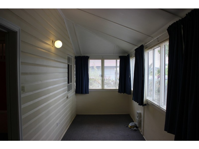 705 Ruthven Street, South Toowoomba QLD 4350