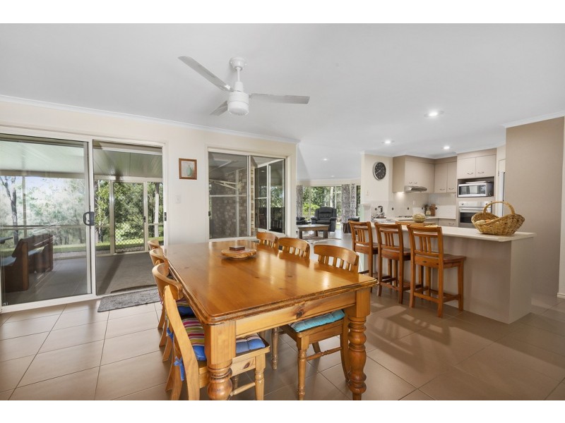 121 Diana Crescent, Postmans Ridge QLD 4352