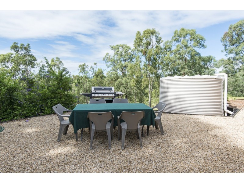 121 Diana Crescent, Postmans Ridge QLD 4352