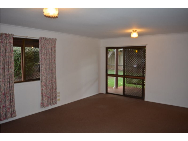 2/195 Tor Street, Wilsonton QLD 4350