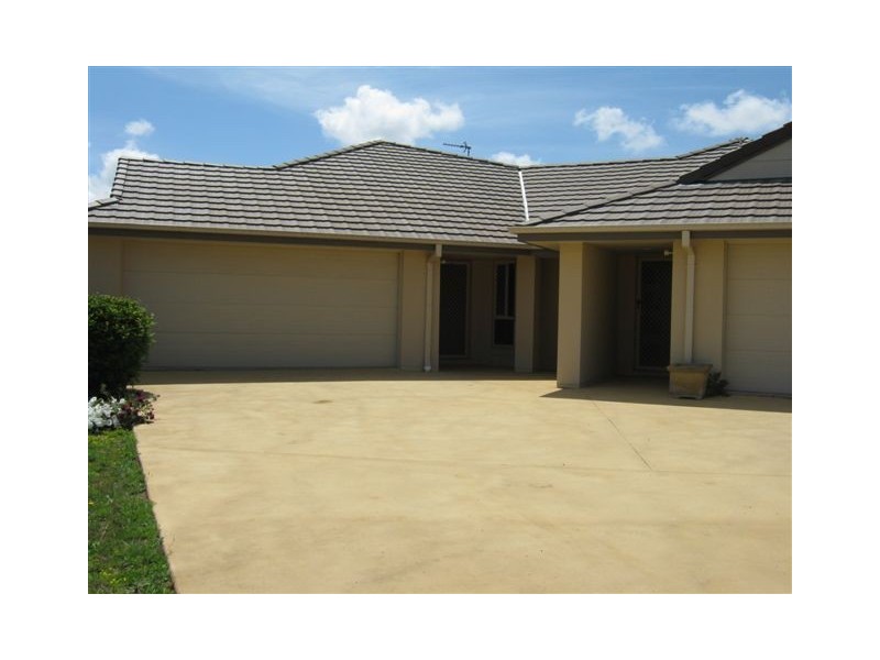 1/19 Winning Street, Glenvale QLD 4350