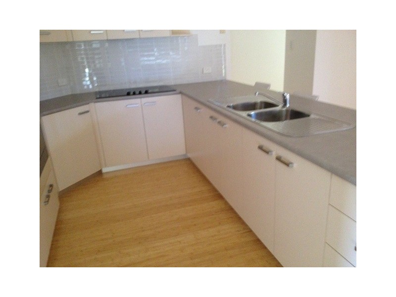 3 Heather Street, Kearneys Spring QLD 4350