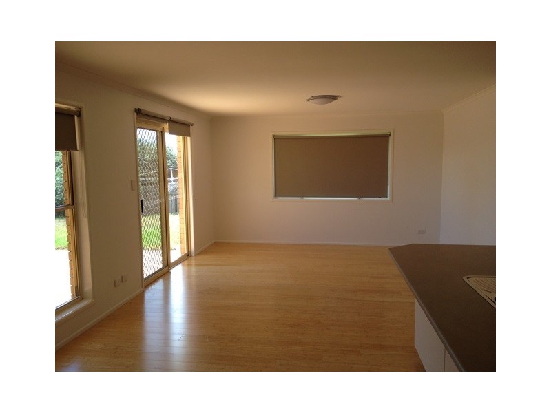 3 Heather Street, Kearneys Spring QLD 4350