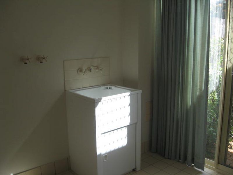 2/2 Gabrielle Street, Darling Heights QLD 4350