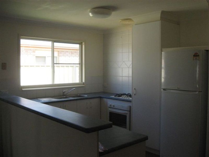 1/394 West Street, Kearneys Spring QLD 4350