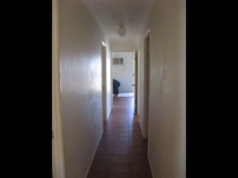 1/394 West Street, Kearneys Spring QLD 4350