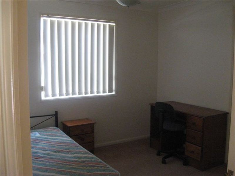 1/394 West Street, Kearneys Spring QLD 4350
