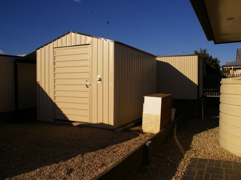 14 Cinnamon Drive, Glenvale QLD 4350