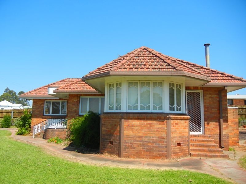9 Goggs Street, Toowoomba City QLD 4350