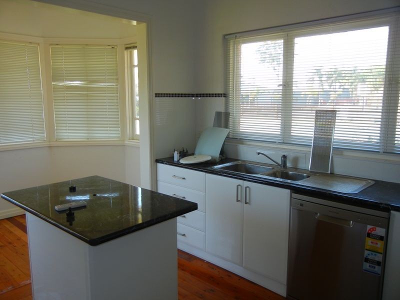 9 Goggs Street, Toowoomba City QLD 4350