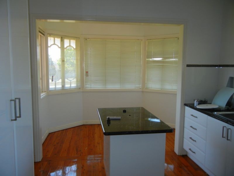 9 Goggs Street, Toowoomba City QLD 4350