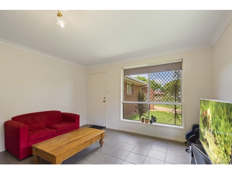 1/3 Gabrielle Street, Kearneys Spring QLD 4350