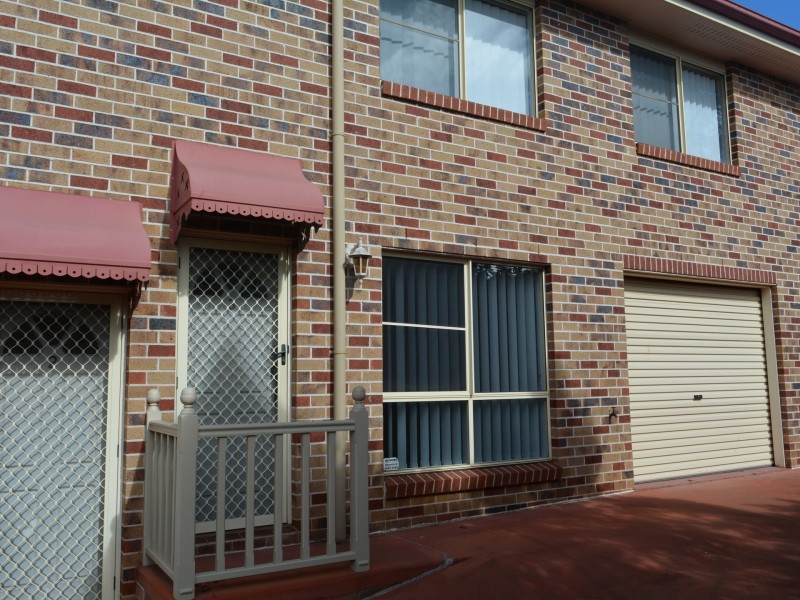 3/33 Helen Street, Newtown QLD 4350