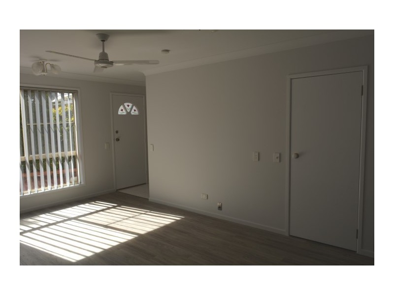 3/33 Helen Street, Newtown QLD 4350