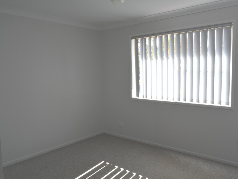 3/33 Helen Street, Newtown QLD 4350