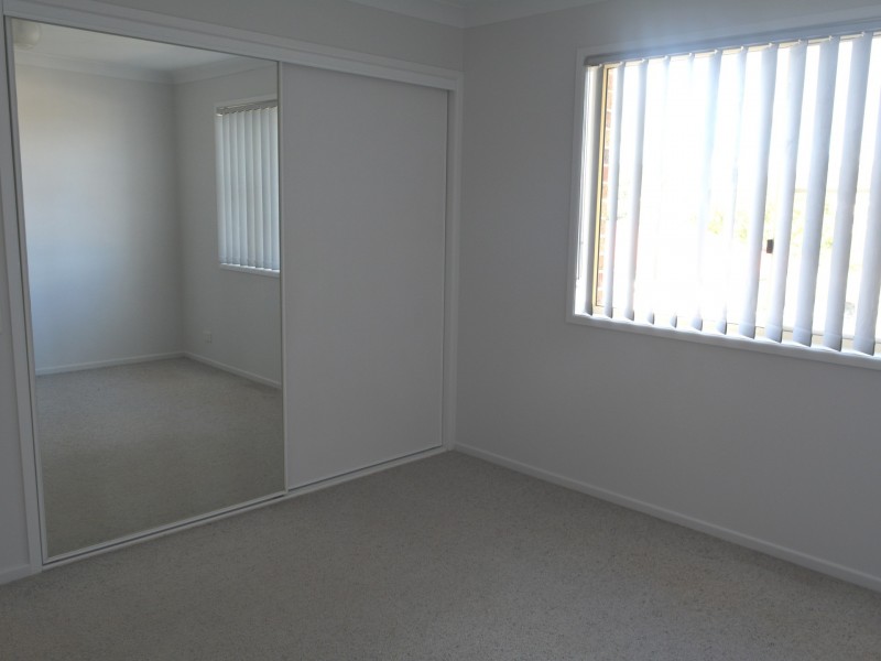 3/33 Helen Street, Newtown QLD 4350