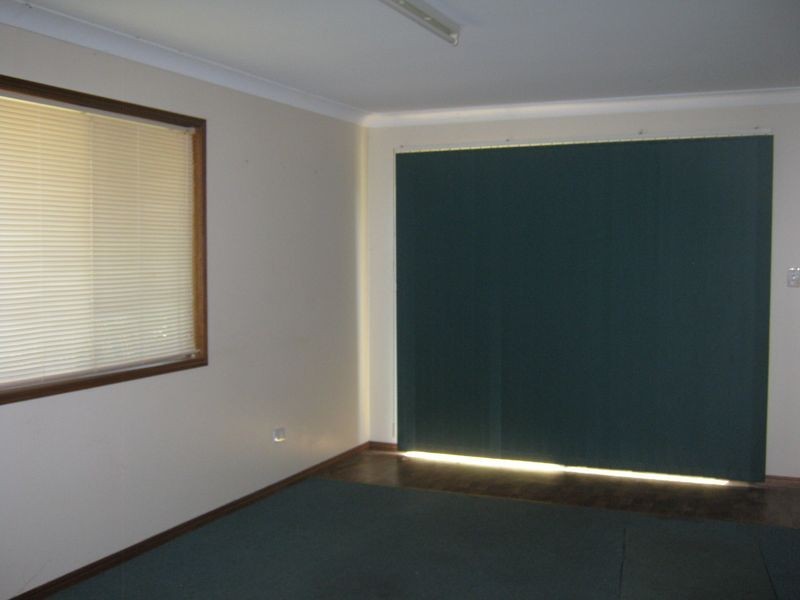 6 Saratoga Close, Wilsonton QLD 4350