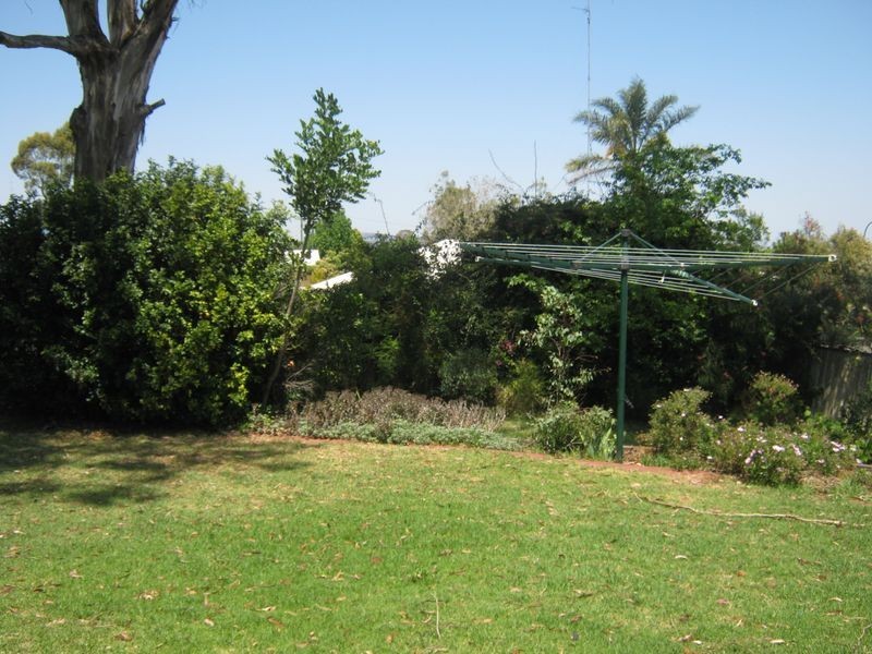 6 Saratoga Close, Wilsonton QLD 4350
