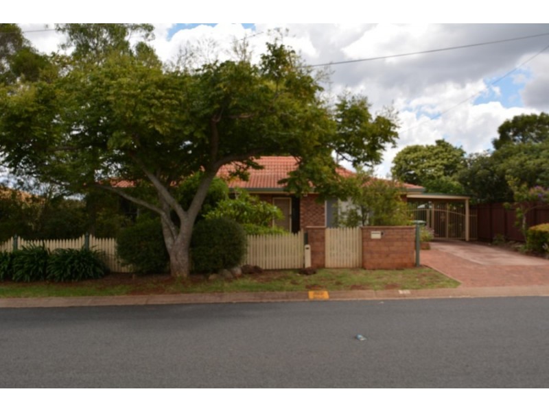 11 Sharon Court, Darling Heights QLD 4350