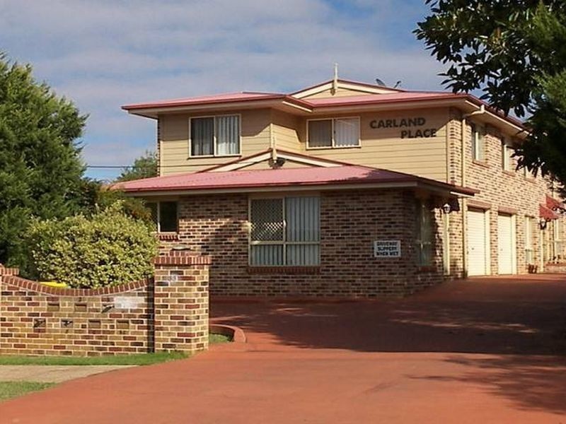 3/33 Helen Street, Newtown QLD 4305