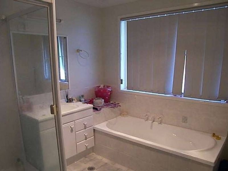 3/33 Helen Street, Newtown QLD 4305