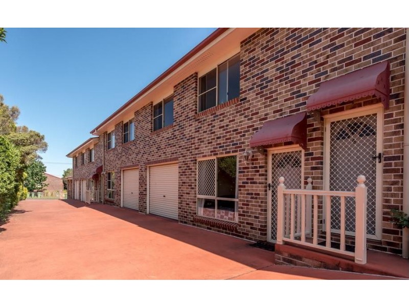 5/33 Helen Street, Newtown QLD 4350