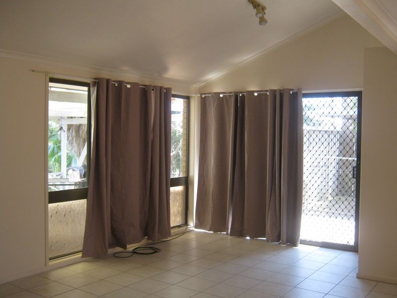 31 Rebwonga Street, Kingsthorpe QLD 4400