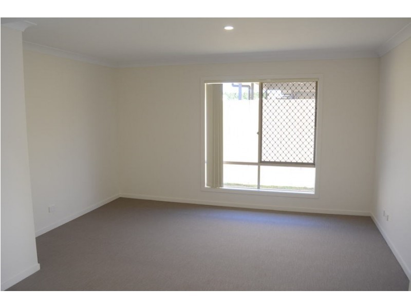 45/13 Andersson Court, Highfields QLD 4352